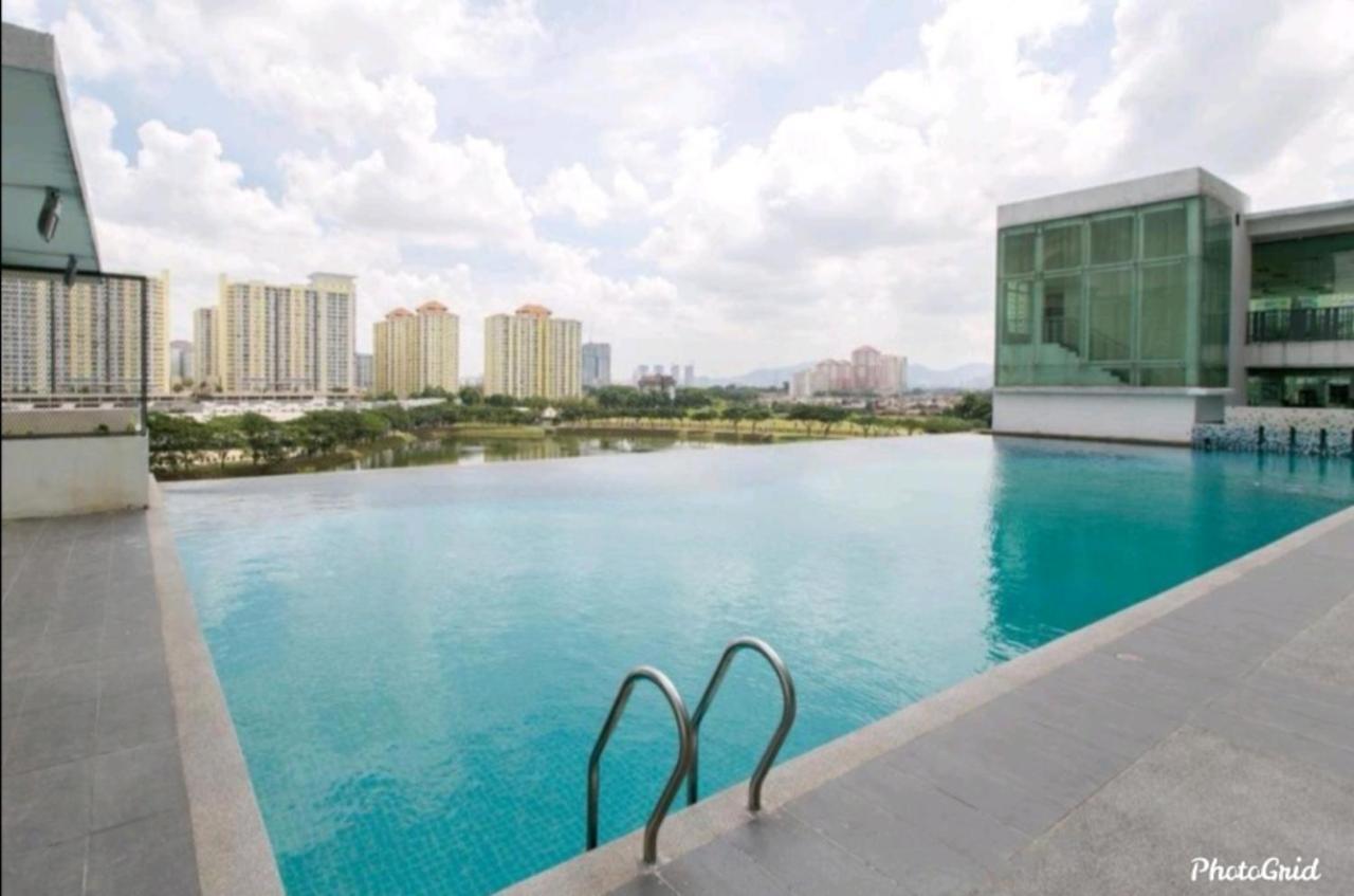 Cozy Suite Starbus! Zetapark! Above Shopping Mall! Free Wifi Free Parking Kuala Lumpur Exterior photo